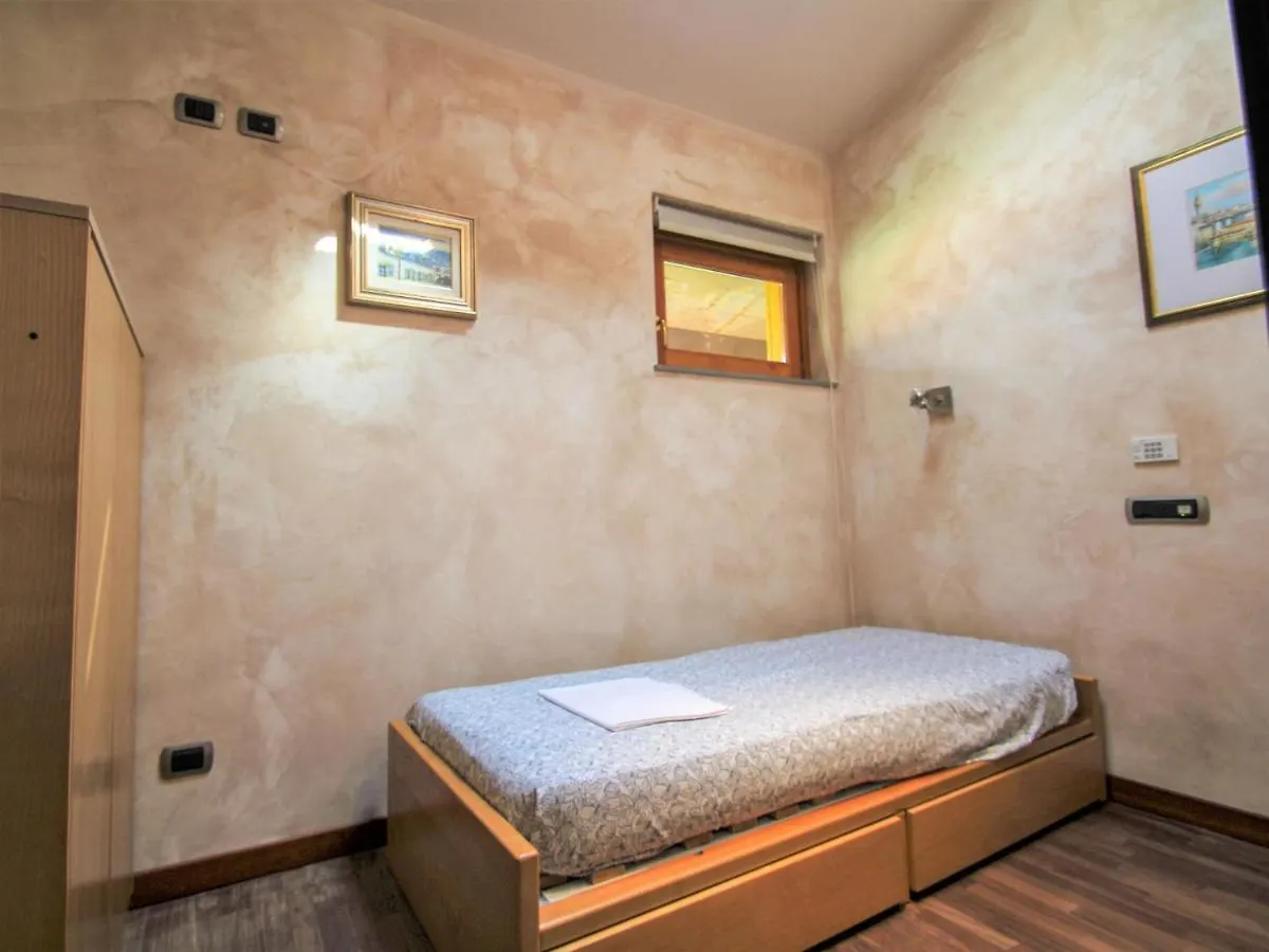 Apartment Hermitage-1 By Interhome Porto Valtravaglia